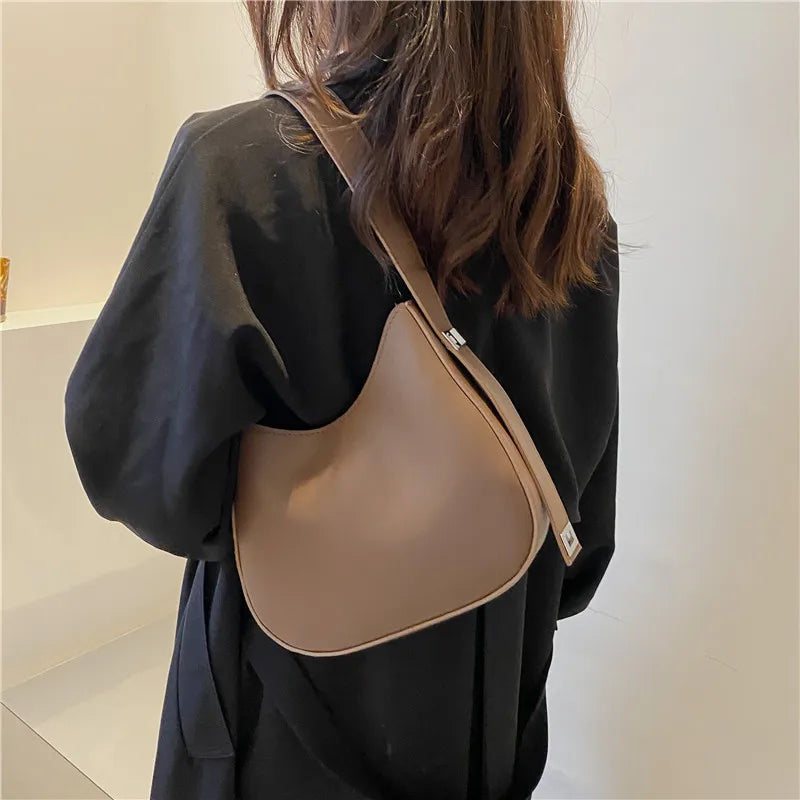 Vegan leather chain shoulder bag with scarf – Keptly