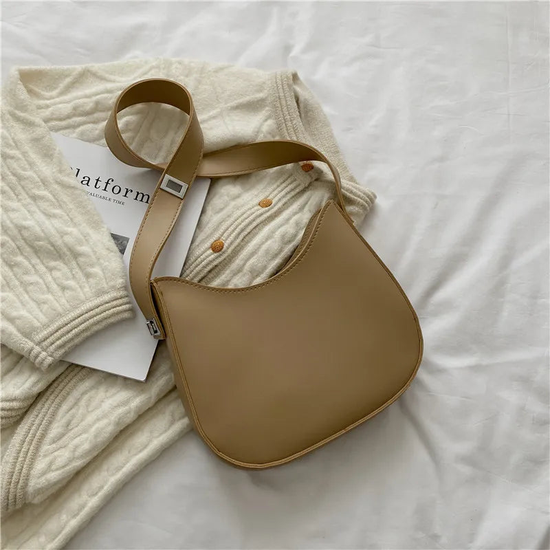 Vegan leather chain shoulder bag with scarf – Keptly